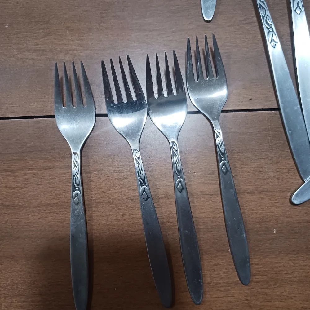 Lot Of 34 Amefa Flatware Holland Tulips Forks Knives Spoons